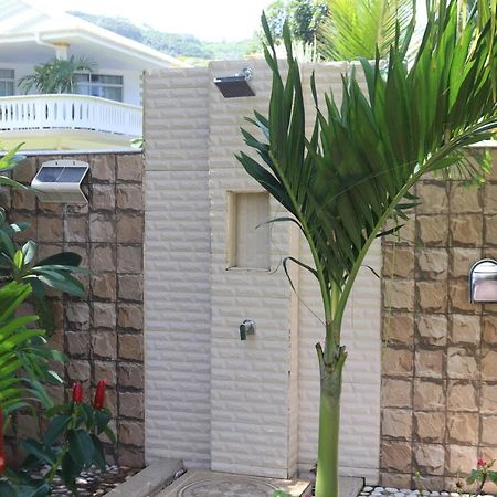 Chez Augustine Apartment Baie Lazare  Exterior photo