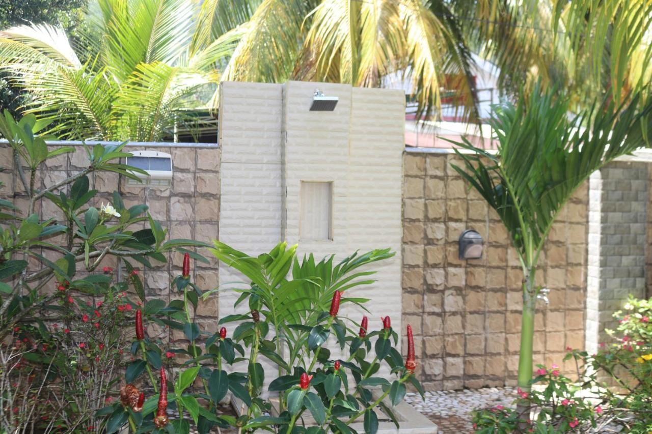 Chez Augustine Apartment Baie Lazare  Exterior photo
